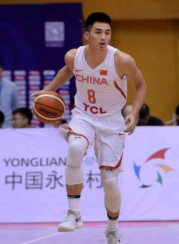 开云app下载-社区盾倒计时，山东男篮清晨战术微调，细节引发关注，媒体盛赞，赛季目标并未改变的简单介绍