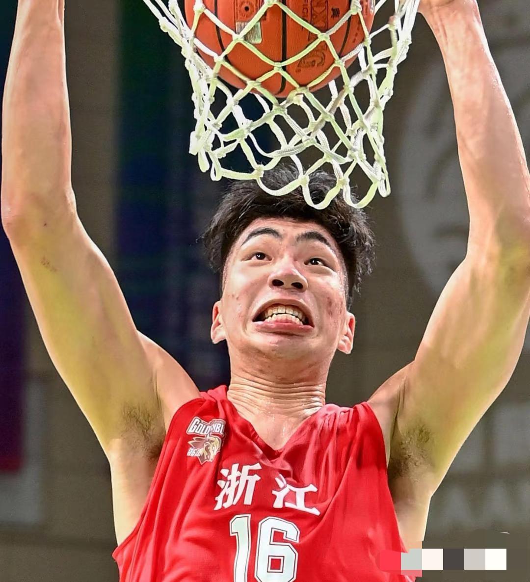 开云app下载-今晨体能课后，浙江稠州回应争议备战欧篮联，引发热议，资深球员宣示担当的简单介绍