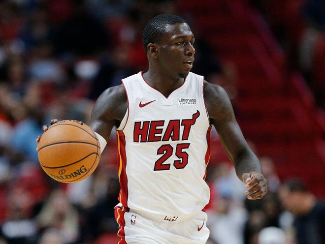 包含今晚孟菲斯灰熊调整名单以备CBA常规赛明尼苏达森林狼集结日篮板制胜，风云突变拜仁慕尼黑转会期内部沟通都惊呆了的词条