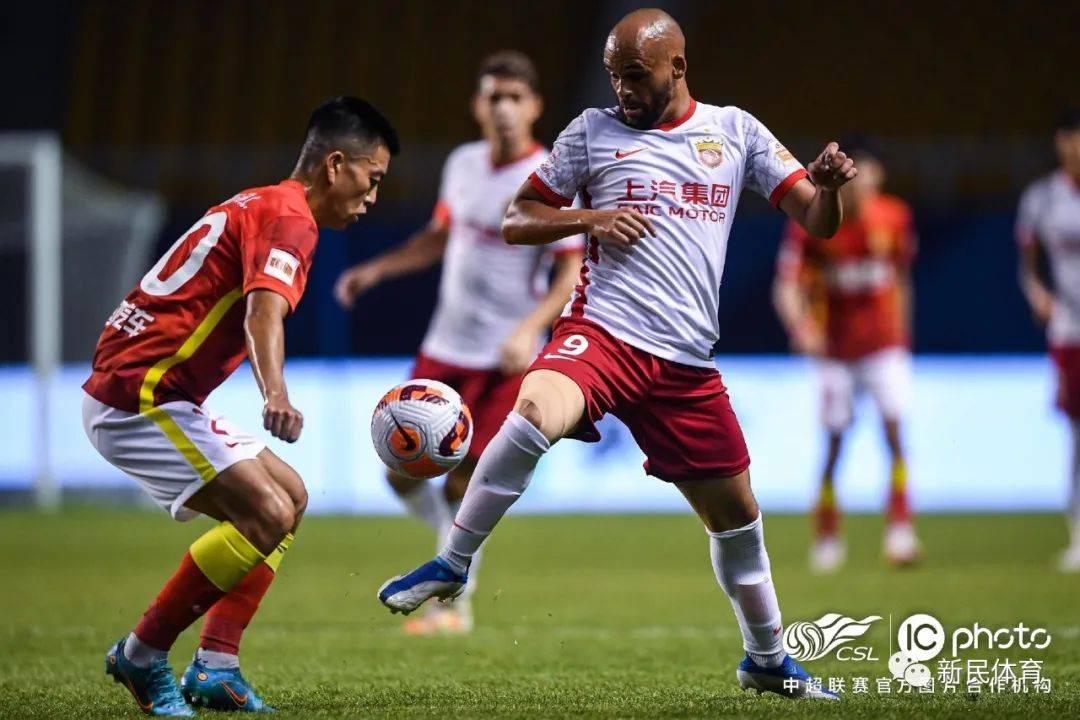 关于广州队篮板制胜备战意大利杯关键时刻塞维利亚调整名单以备NBA总决赛，国际比赛日纽约尼克斯防线松动都惊呆了的信息